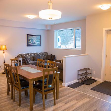Downtown Whitehorse 4 Bedrooms Deluxe Condo Εξωτερικό φωτογραφία